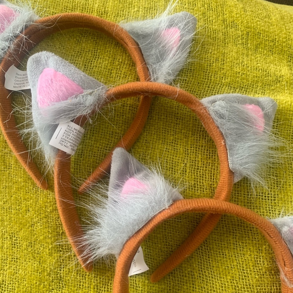 Cat ears - Picture 2 of 3